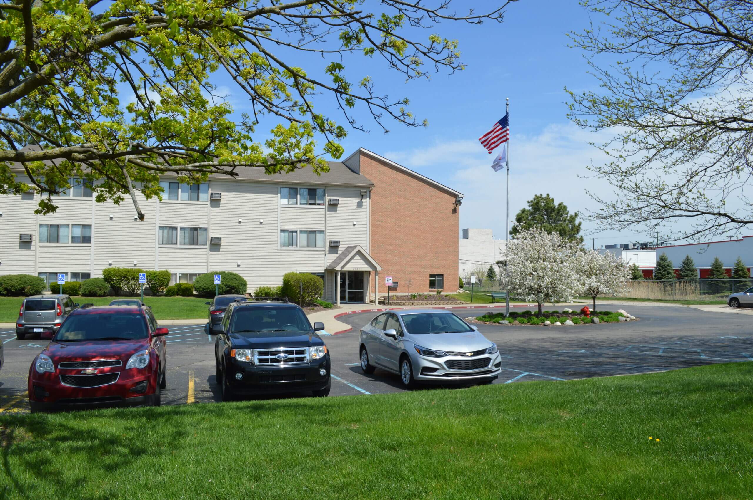 COVENTRY PLACE APARTMENTS EXTERIOR