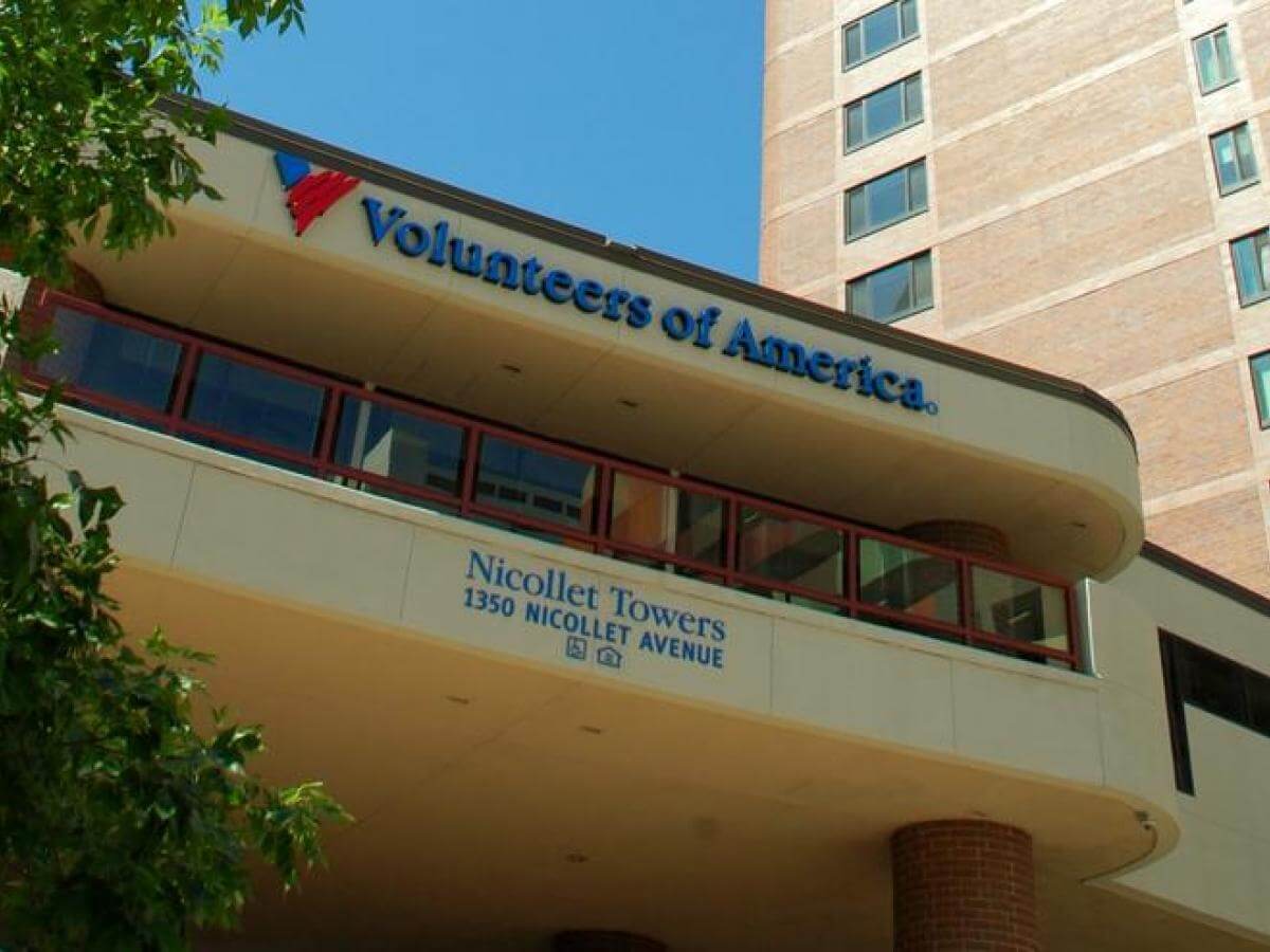 Nicollet Towers Building Sign