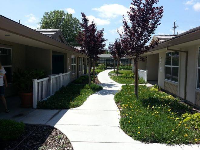 Centennial Place Apartments Walk Path garden