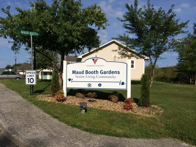 maud booth gardens sign