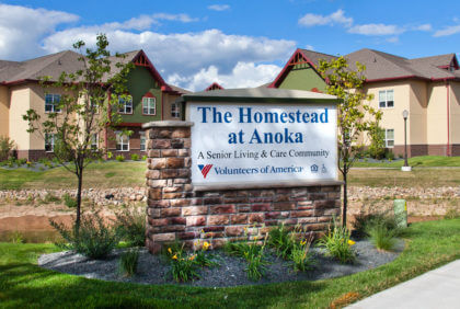 homestead at anoka sign
